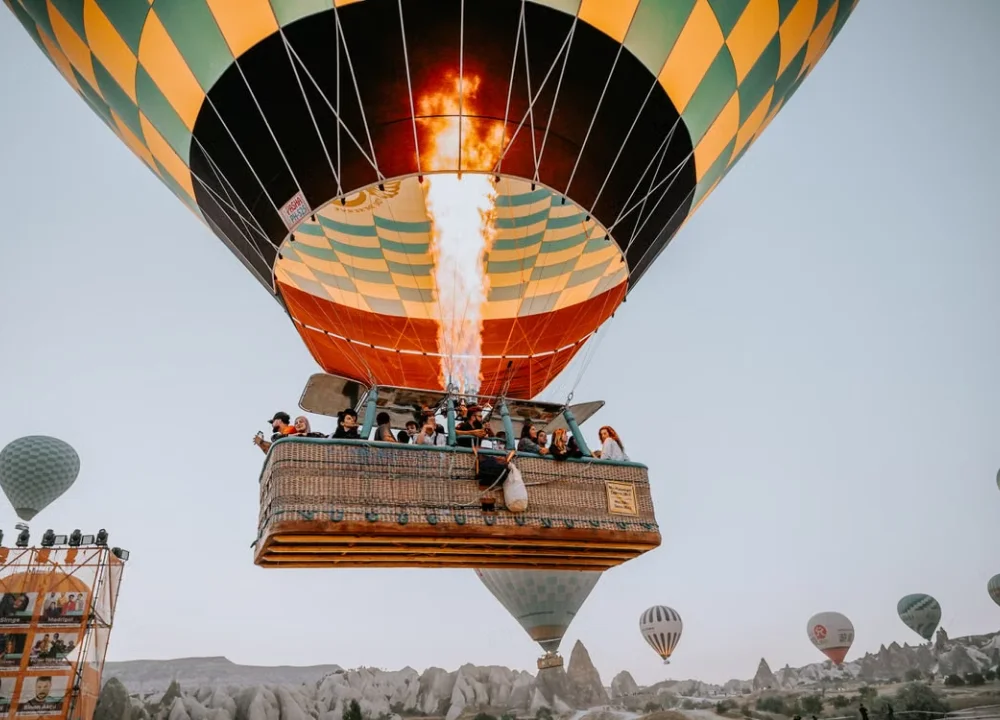 Volo privato in mongolfiera sul Chianti con brindisi finale