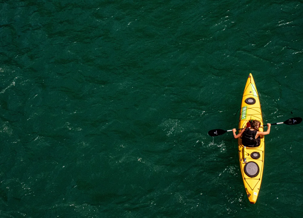 Corso di kayak sul fiume: 10 ore per imparare tecnica e manovre