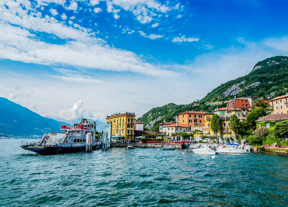 Lago di Como in Barca: Mezza Giornata Esclusiva sul Lago di 4 Ore